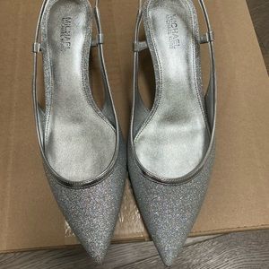 Silver kitten heel sling backs sis 5.5